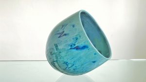 Blue Glossy Ceramic Flower / Plant Pot 16 cm